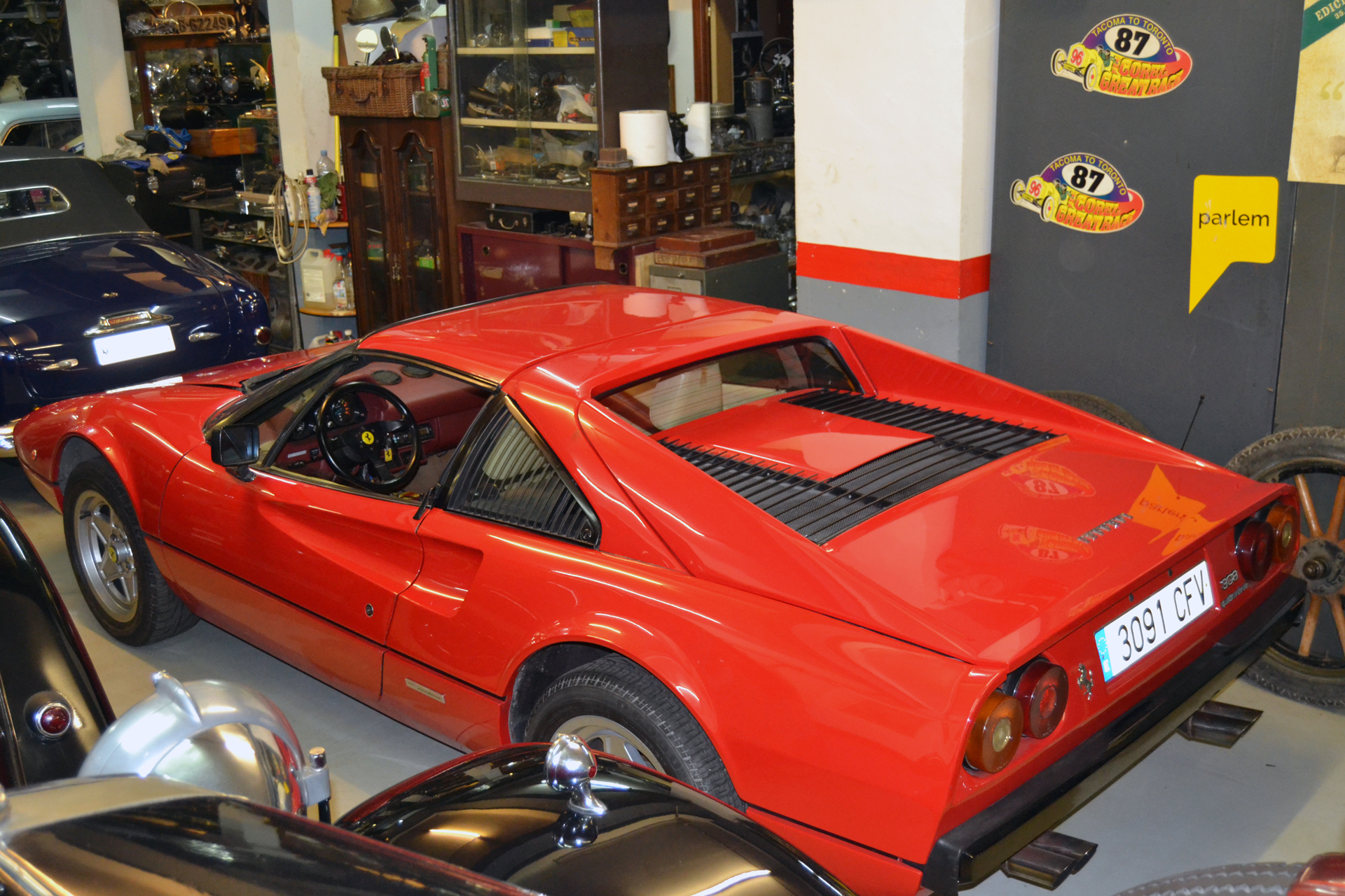 FERRARI-308-GTSI-Quattrovalvole1-