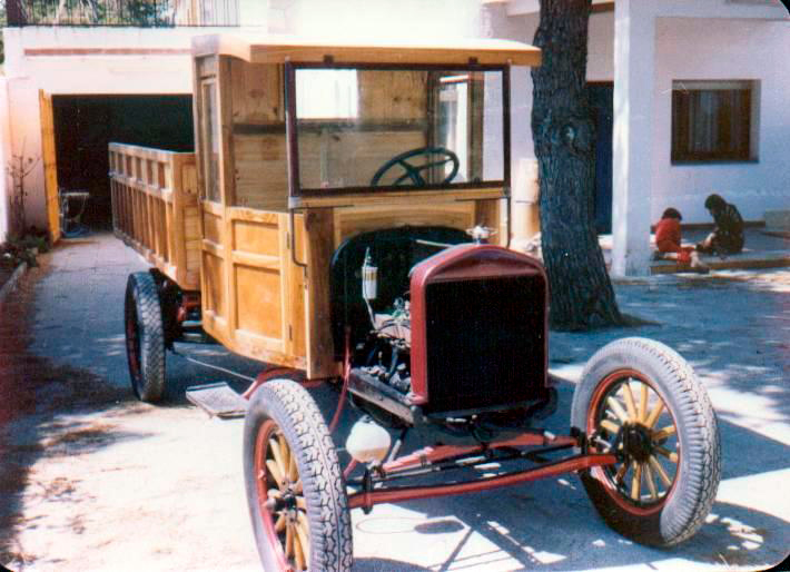 FORD-T-TRUCK-2